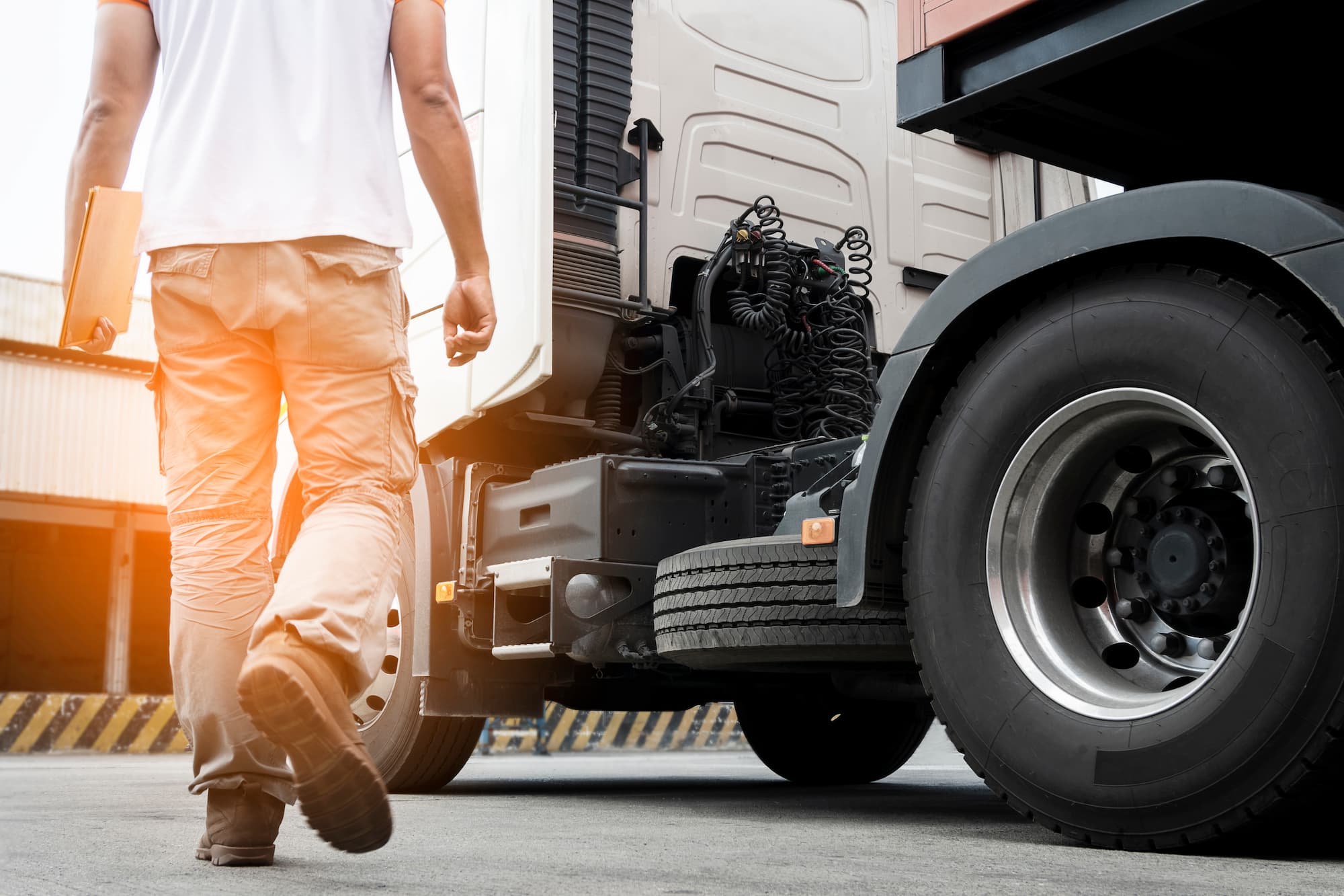 INSPECTIONS_CRITIQUES_A_EFFECTUER_SUR_UN_CAMION_POIDS_LOURD | Chris Team À propos de Chris Team Sélestat 4